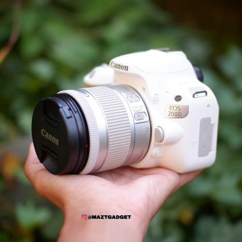 Canon 200D Kit 18-55mm STM Istimewa Murah - Jual Beli Kamera Surabaya, sidoarjo gresik