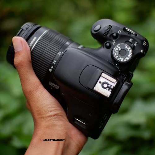 Canon 600d Lensa 18-55mm Istimewa - Jual Beli Kamera Surabaya