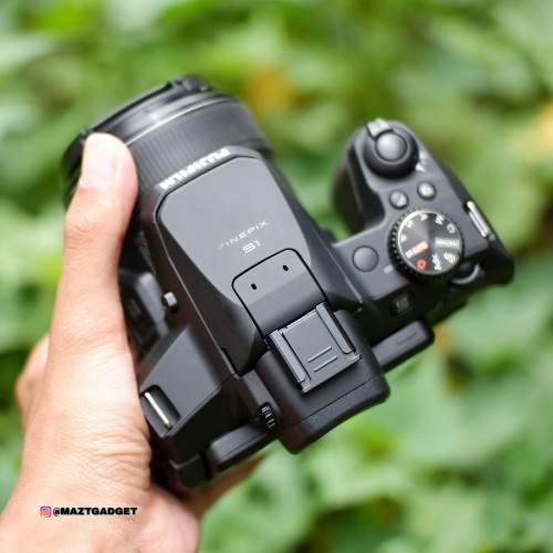 Fujifilm Finepix S1 Lensa 24-1200mm Full HD Mulus maztgadget jual beli kamera terdekat