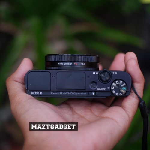 Sony RX100 Mark 3 kamera digital compact jual beli kamera surabaya